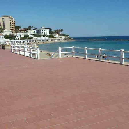 Apartamento La Tana Nel Vicolo Santa Marinella Exterior foto