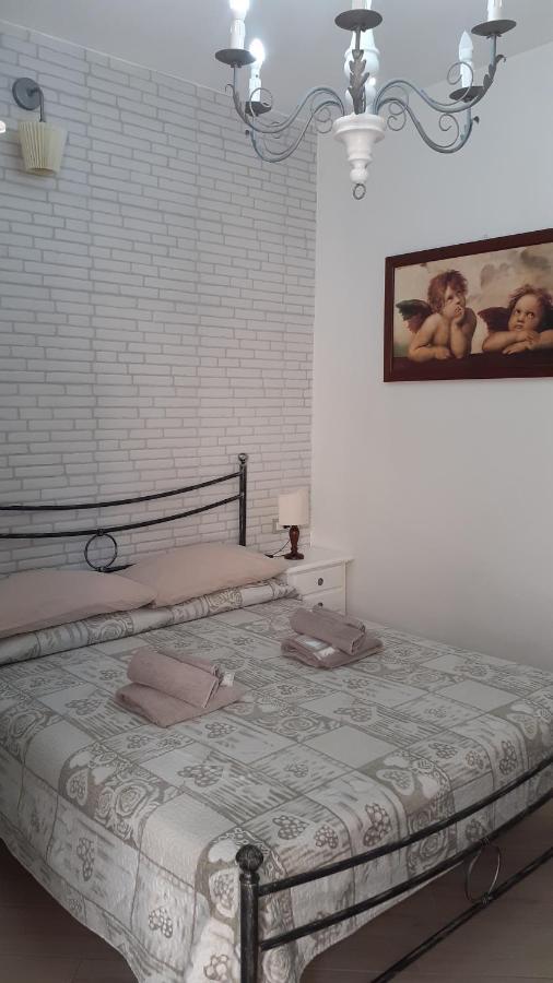 Apartamento La Tana Nel Vicolo Santa Marinella Exterior foto
